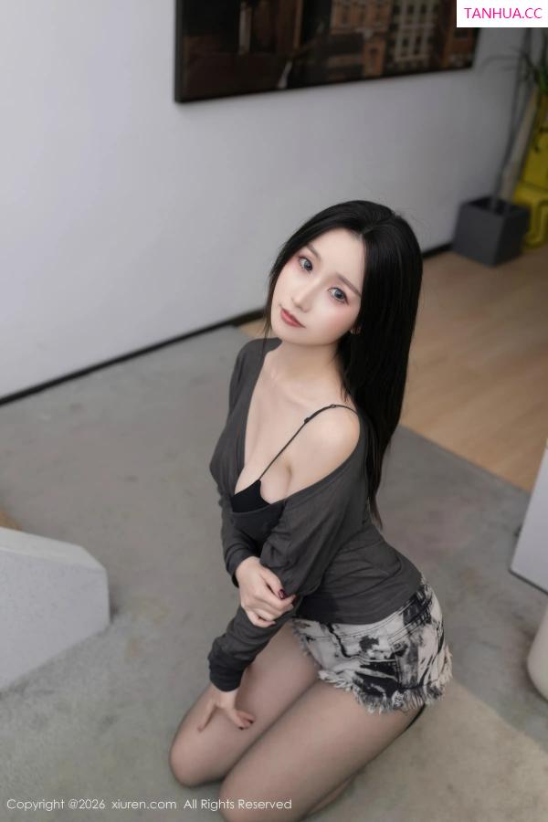   [XiuRen]高清写真图 2026.01.07 No.11202 杏子Yada 黑色情趣内衣第13张图片